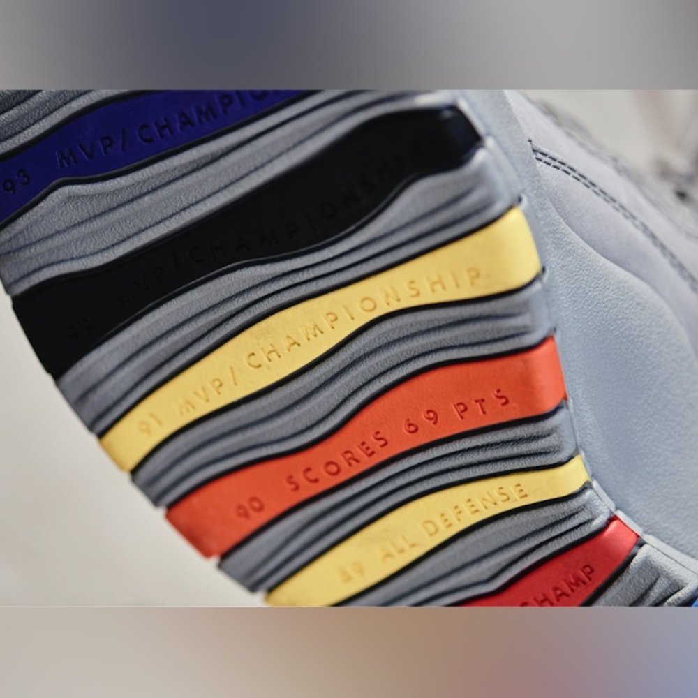 Air Jordan 10 "Cool Grey" Retro - Picture 6 of 7